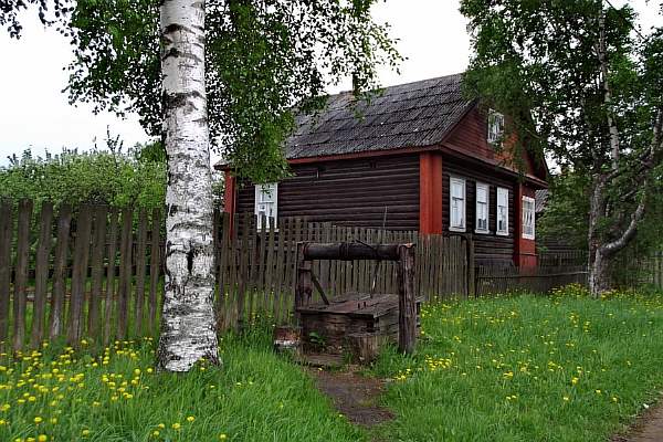 Расстояние от колодца до дома: нормы СНиП и СанПиН до соседнего участка