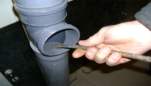 сантехнический трос для прочистки канализации